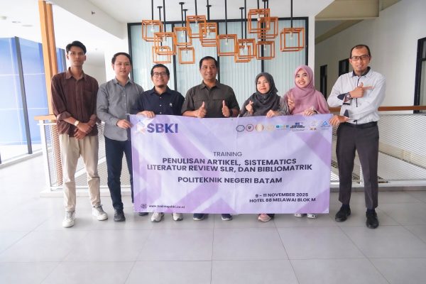Training Penulisan Artikel Internasional, Systematic Literature Review, dan Bibliometrik Politeknik Negeri Batam
